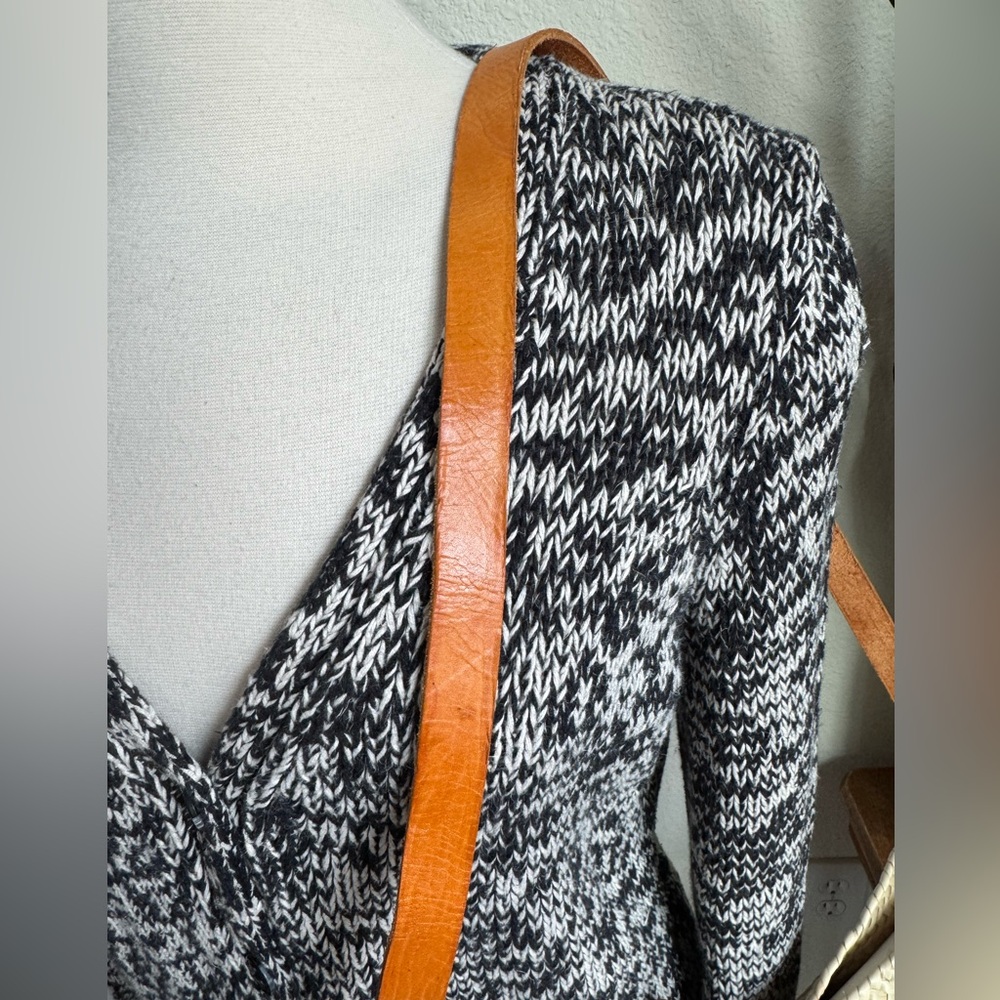 Woven Straw Shoulder Tote Bag with Leather Trim - Natural - Picture 4 of 12